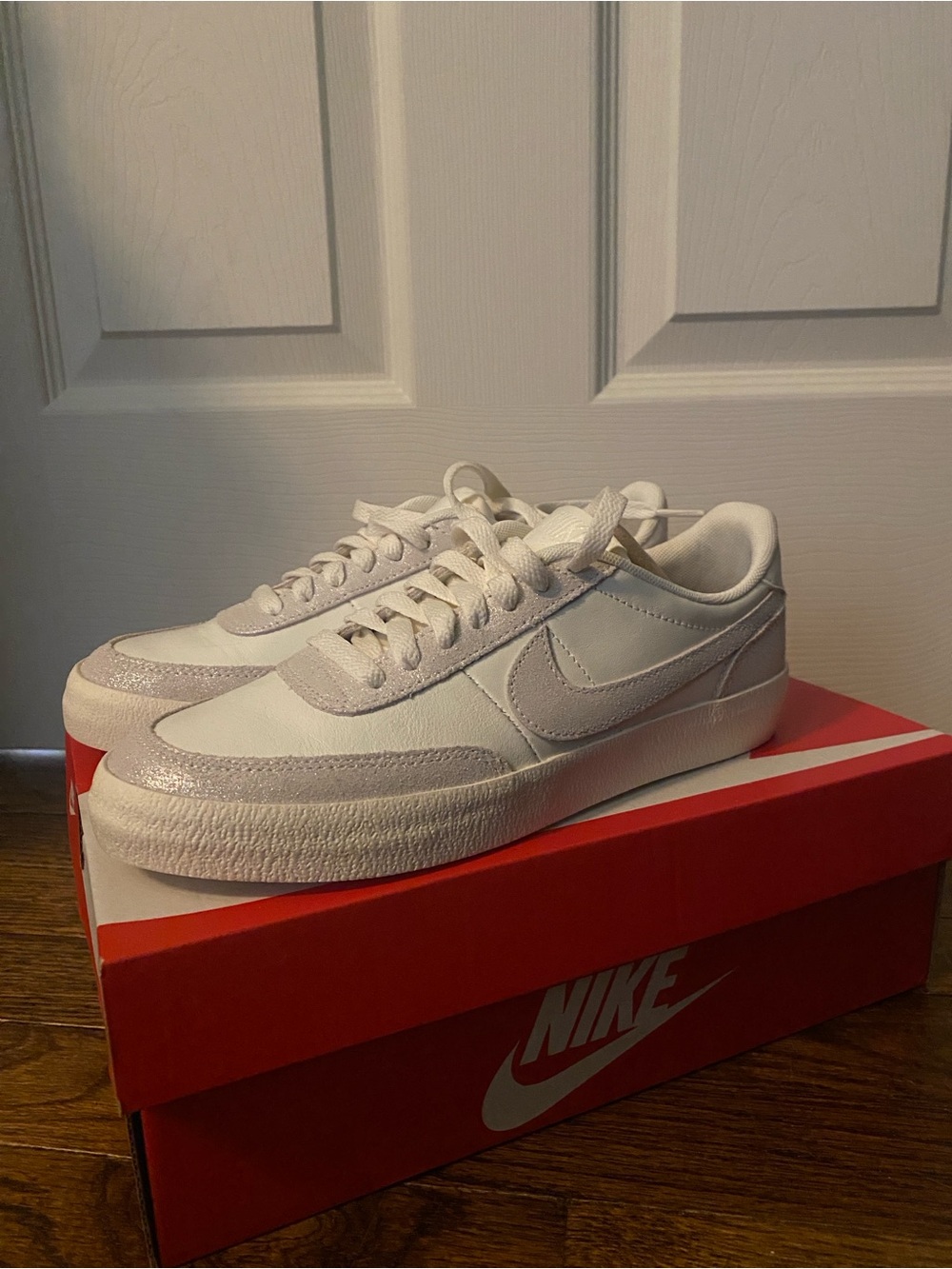 Nike W Killshot 2 Women's White Low-Top Athletic Sneakers